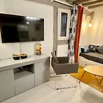 Le 1732, Coeur D'histoire, Duplex Au Calme 公寓