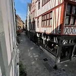 Le 1732, Coeur D'histoire, Duplex Au Calme 公寓