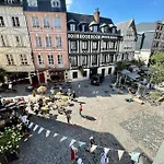 Le 1732, Coeur D'histoire, Duplex Au Calme 公寓 *