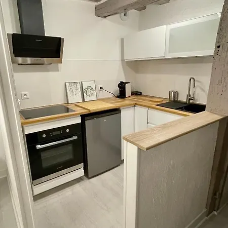 Le 1732, Coeur D'histoire, Duplex Au Calme Lägenhet Rouen