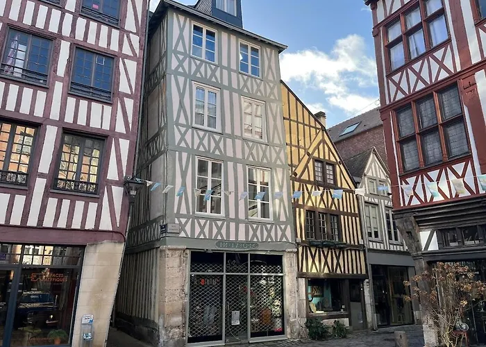 Le 1732, Coeur D'histoire, Duplex Au Calme Apartment Rouen